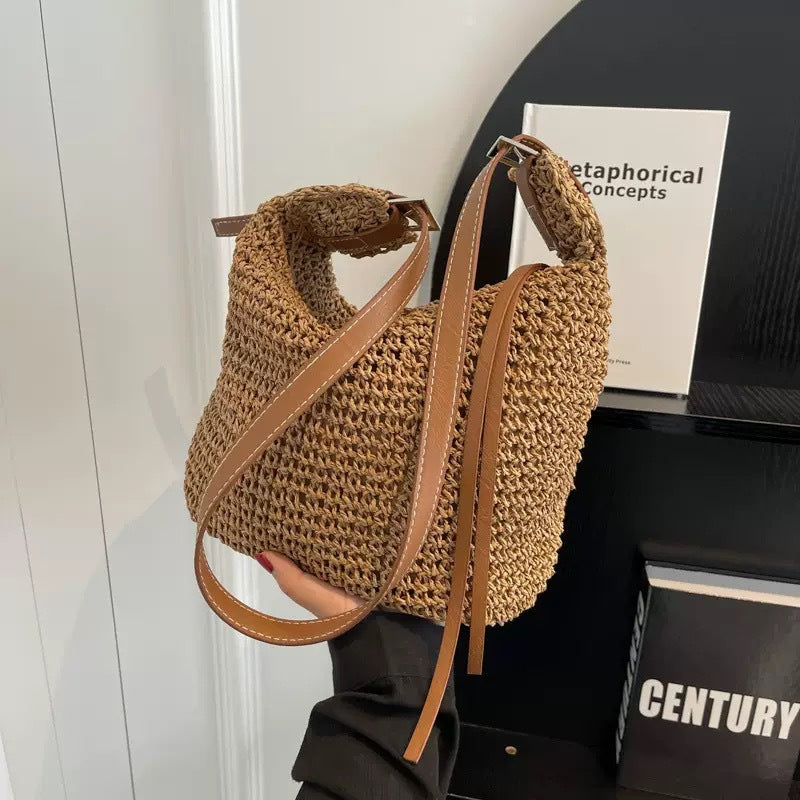 Single-shoulder crossbody bag