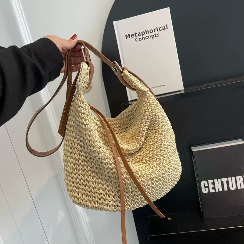Single-shoulder crossbody bag