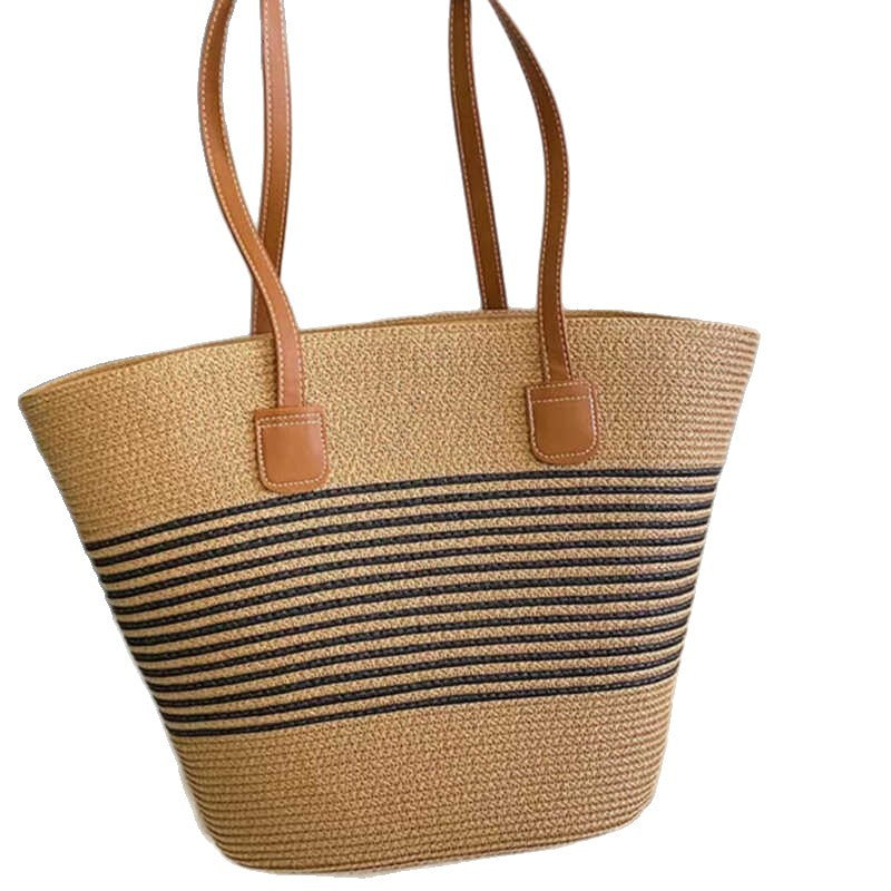 Commuter large-capacity straw woven bag